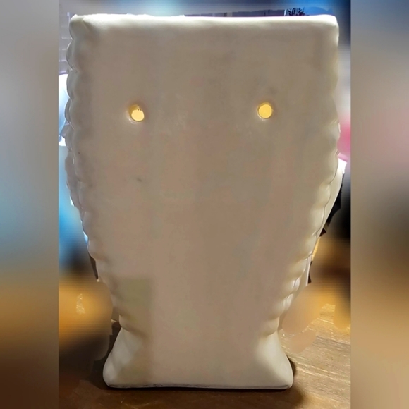 Ceramic - Picture 2 of 3